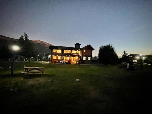 Hostal Del Rio El Bolsón Extérieur photo
